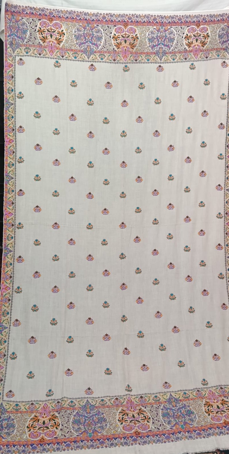 Pashmina purmatan jamawar needle work 