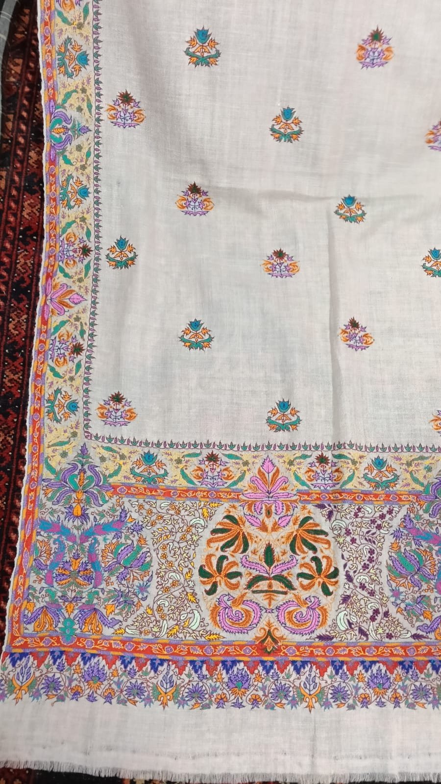 Pashmina purmatan jamawar needle work 