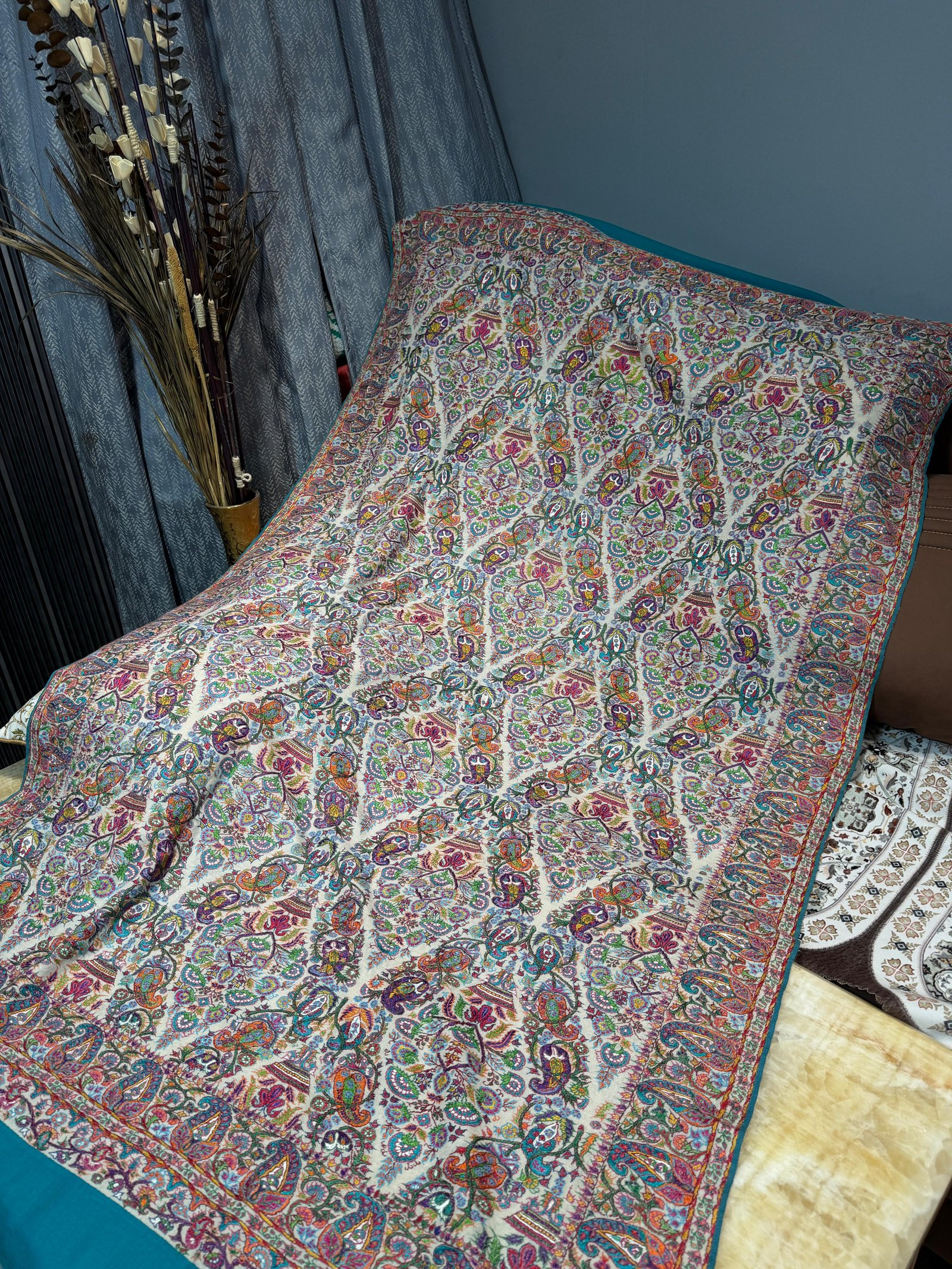 Authentic pashmina silk needle work 