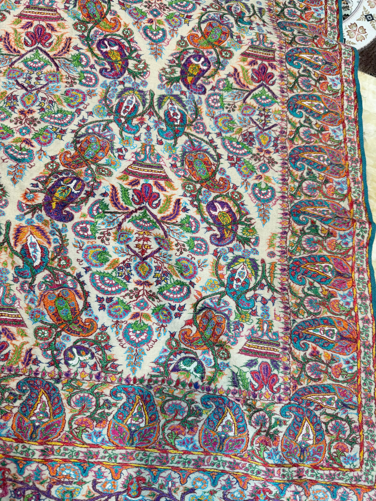 Authentic pashmina silk needle work 