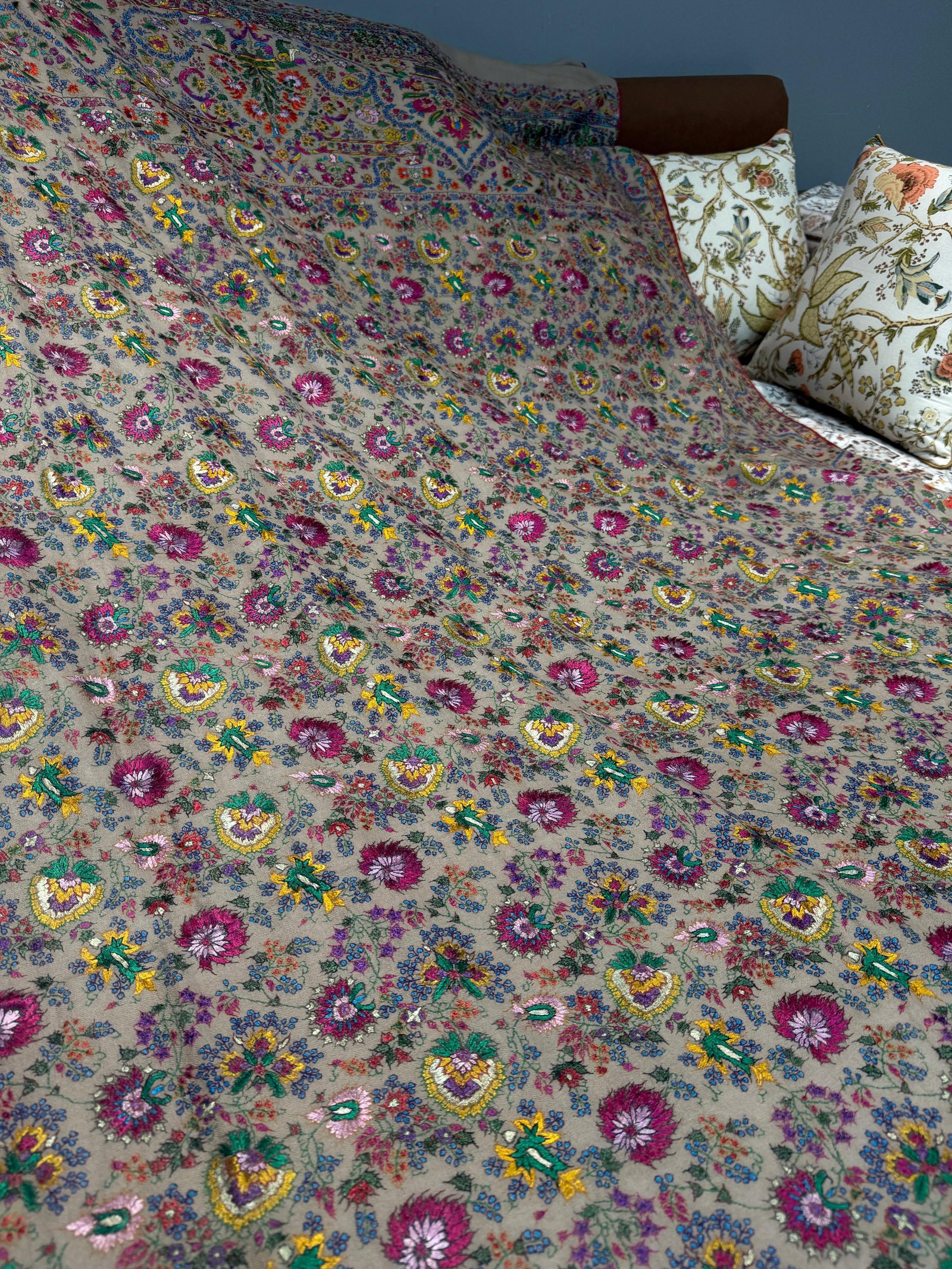 Pashmina Resham needle work unique shawl 