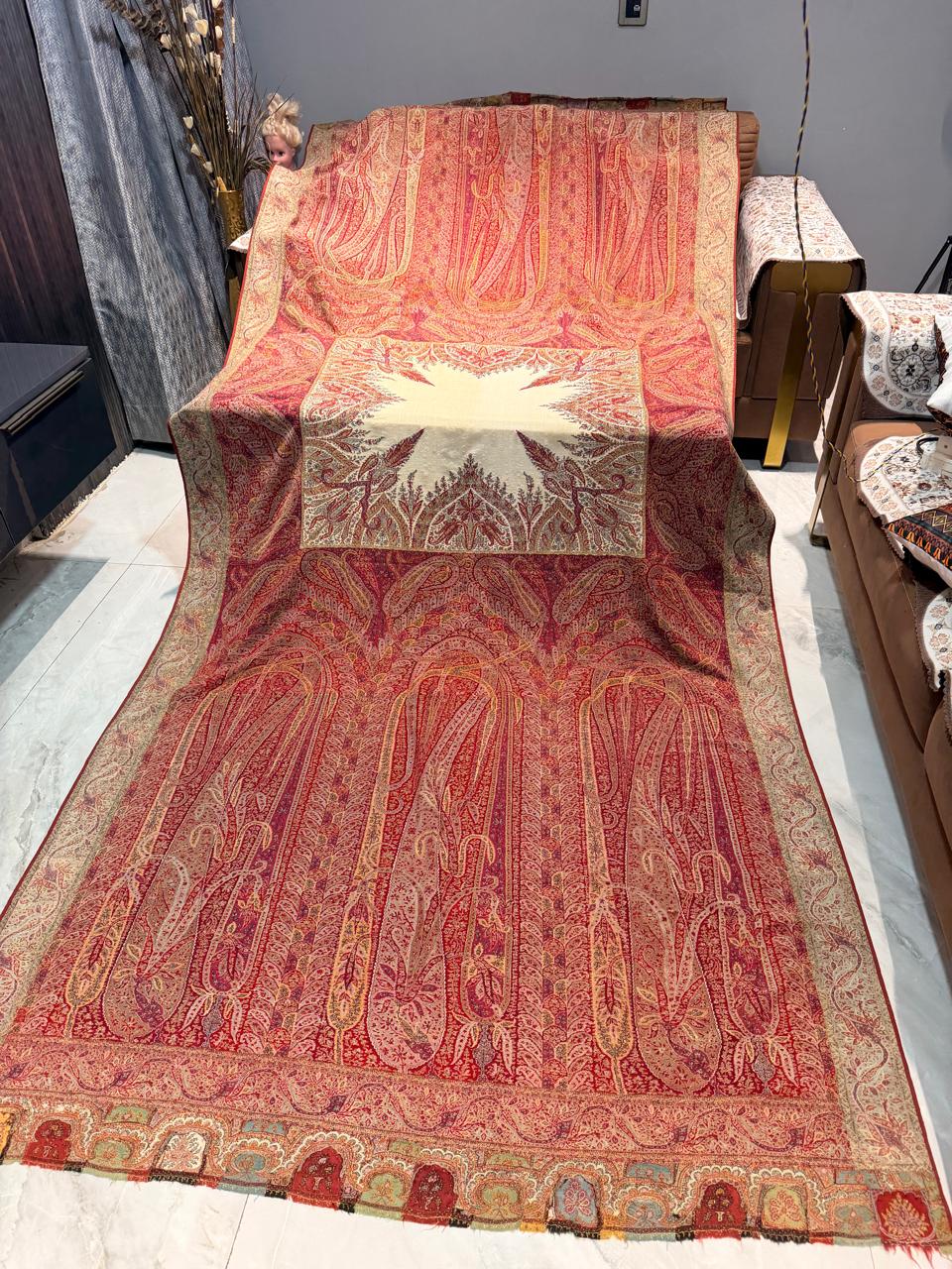 Antique kani jamawar long shawl