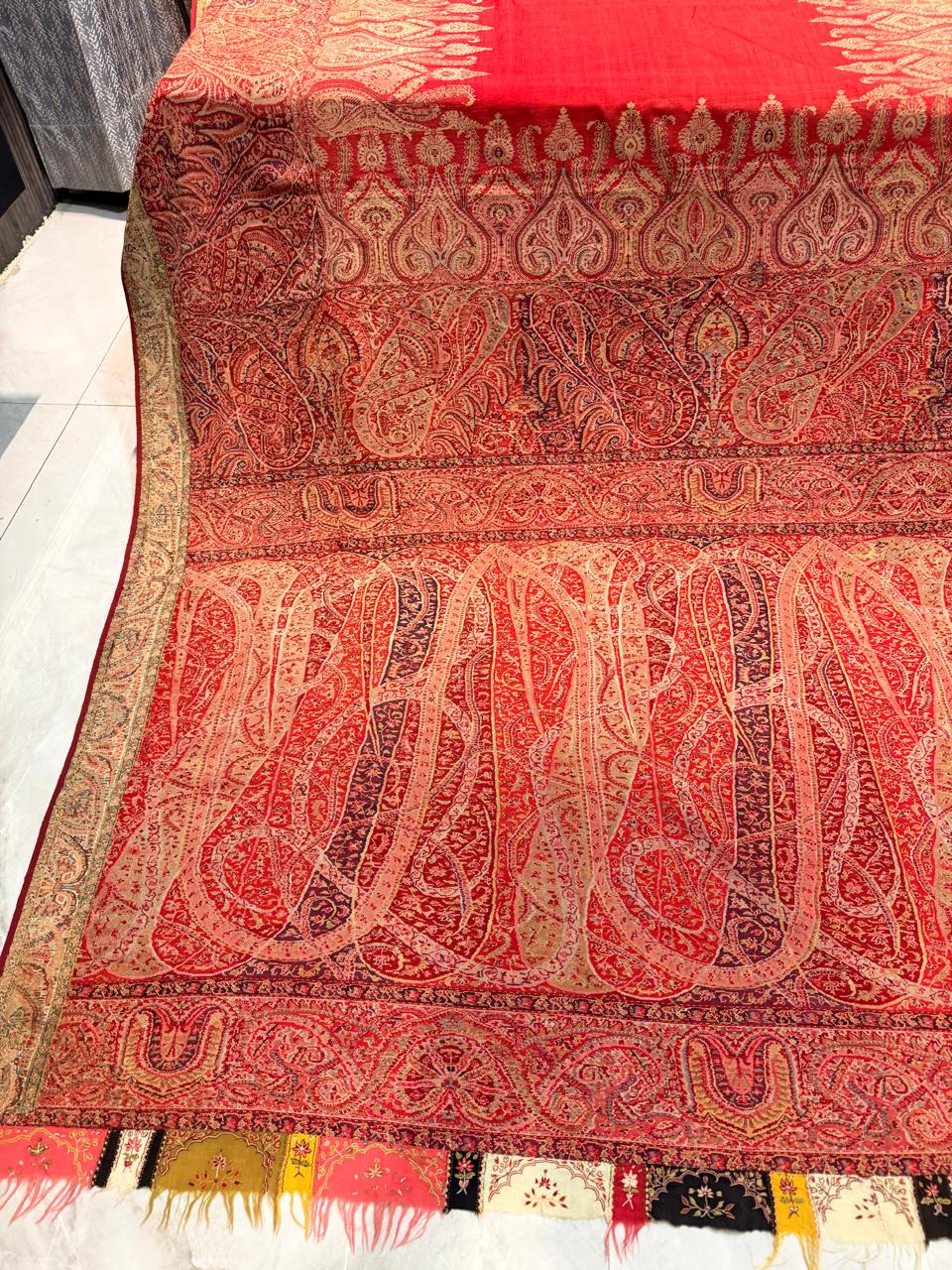 Antique kani jamawar long shawl