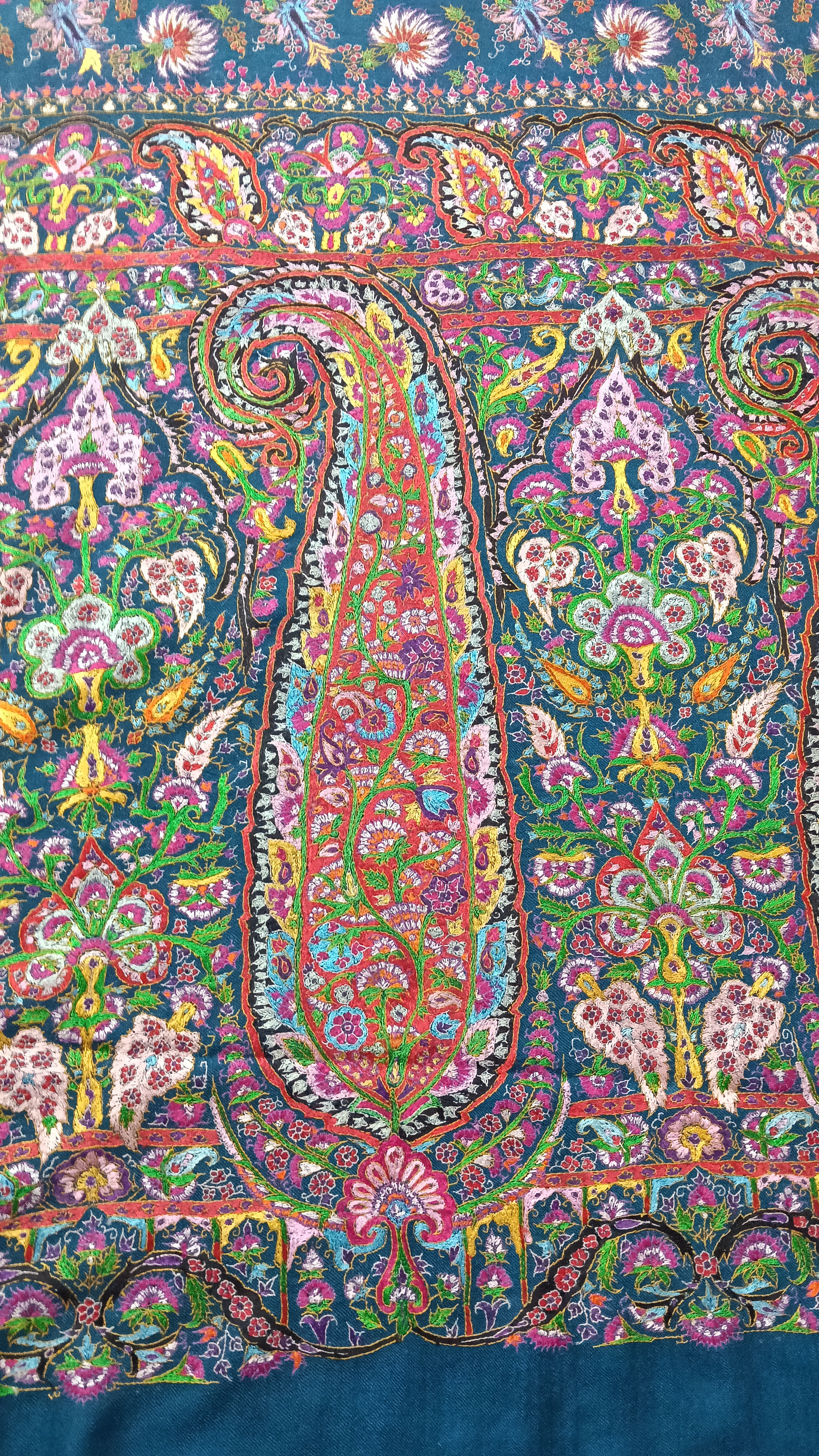 Resham jamawar shawl on pure pashmina 